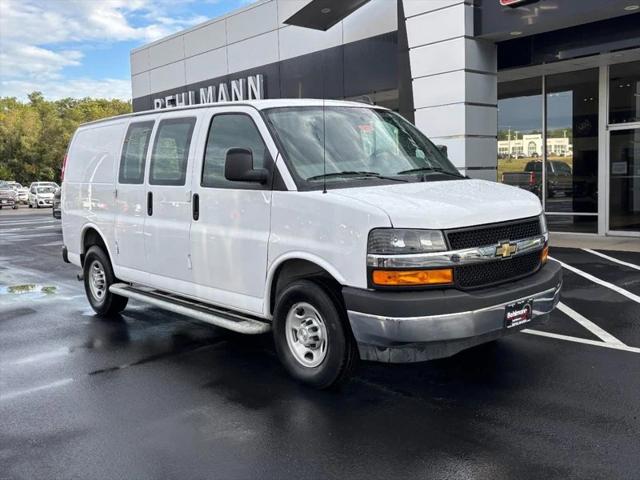 2024 Chevrolet Express Cargo RWD 2500 Regular Wheelbase WT 2024 Chevrolet Express Cargo RWD 2500 Regular Wheelbase WT