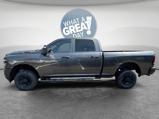 2026 RAM Ram 2500 RAM 2500 TRADESMAN CREW CAB 4X4 64 BOX