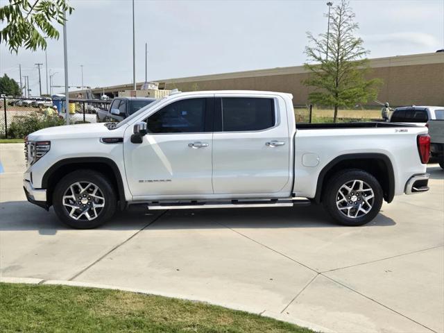 2022 GMC Sierra 1500 4WD Crew Cab Short Box SLT