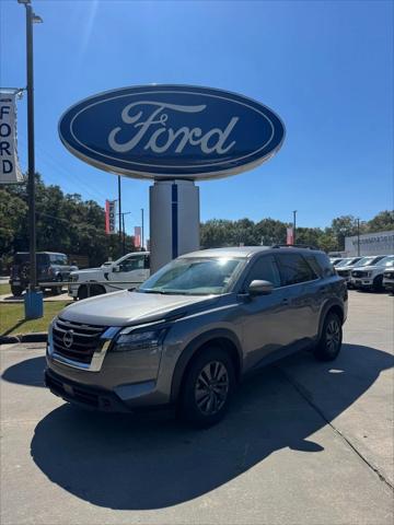 2024 Nissan Pathfinder SV FWD 2024 Nissan Pathfinder SV FWD