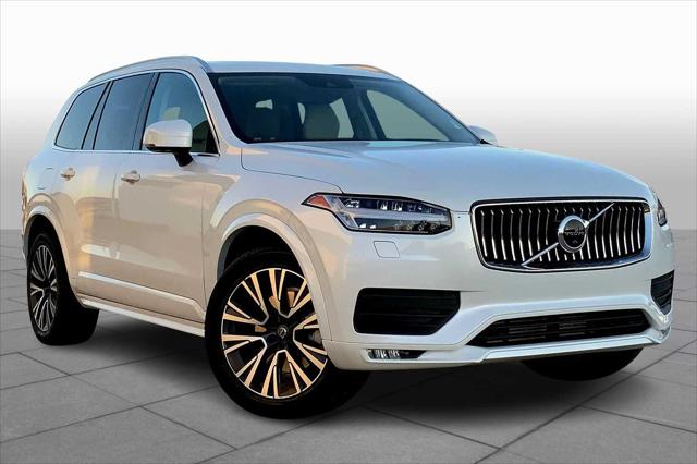 2022 Volvo XC90 T5 Momentum 7 Passenger 2022 Volvo XC90 T5 Momentum 7 Passenger