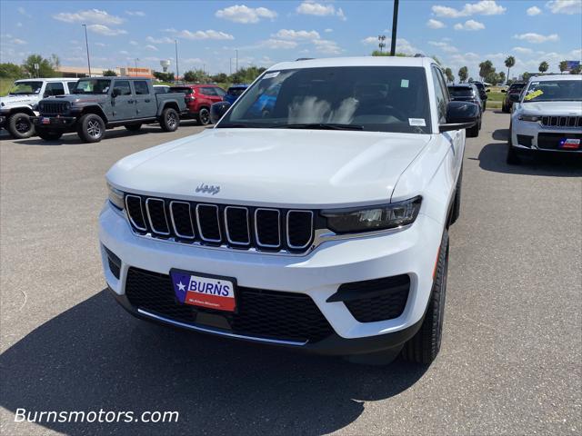 2025 Jeep Grand Cherokee GRAND CHEROKEE LAREDO 4X2