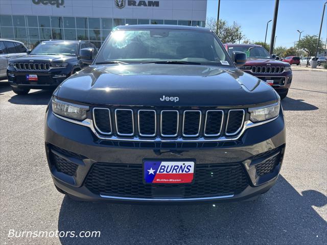 2025 Jeep Grand Cherokee GRAND CHEROKEE LAREDO 4X2