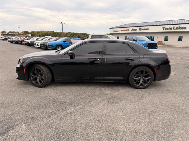 2022 Chrysler 300 Touring L 2022 Chrysler 300 Touring L