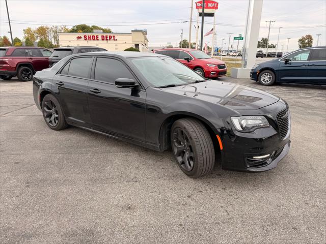 2022 Chrysler 300 Touring L 2022 Chrysler 300 Touring L