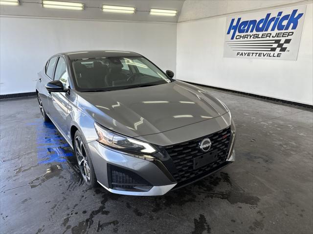 2023 Nissan Altima SR FWD
