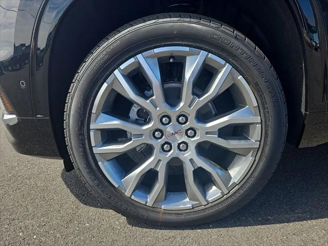 2026 GMC Acadia AWD Denali
