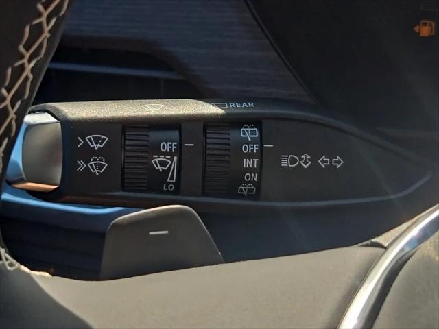 2026 GMC Acadia AWD Denali