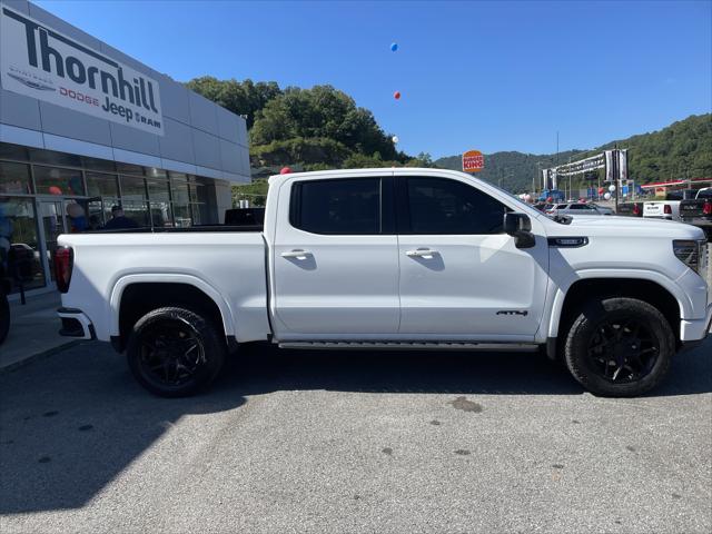 2025 GMC Sierra 1500 4WD Crew Cab Short Box AT4