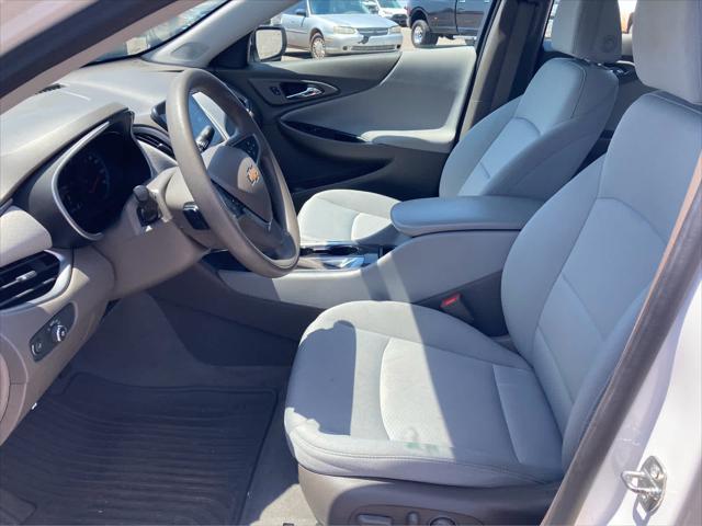 2020 Chevrolet Malibu FWD 1FL