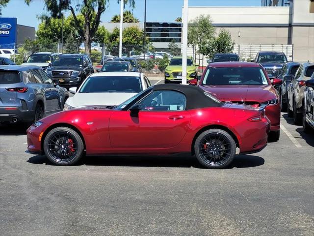 2025 Mazda MX-5 Club