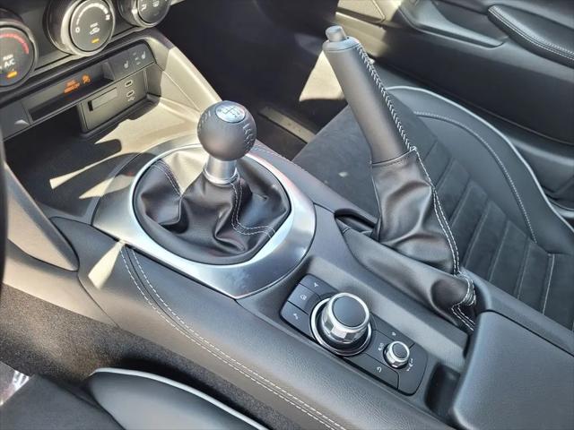 2025 Mazda MX-5 Club