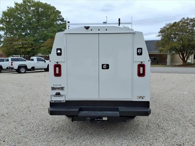 2025 Chevrolet Express Cutaway Work Van