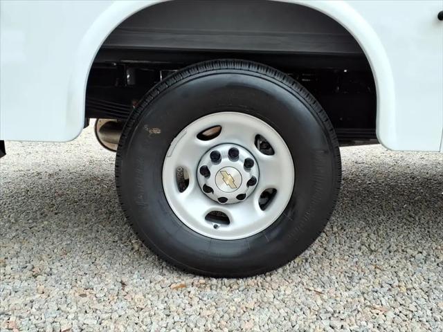 2025 Chevrolet Express Cutaway Work Van