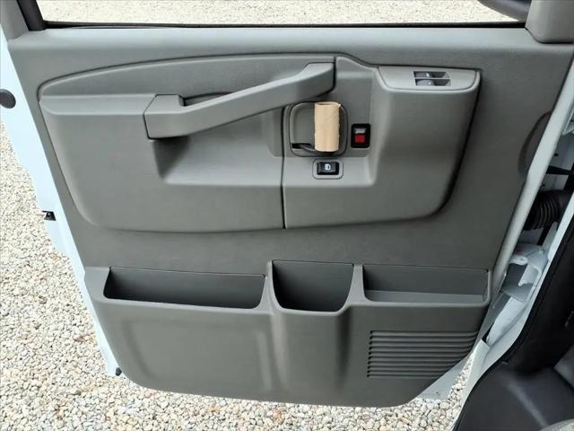 2025 Chevrolet Express Cutaway Work Van