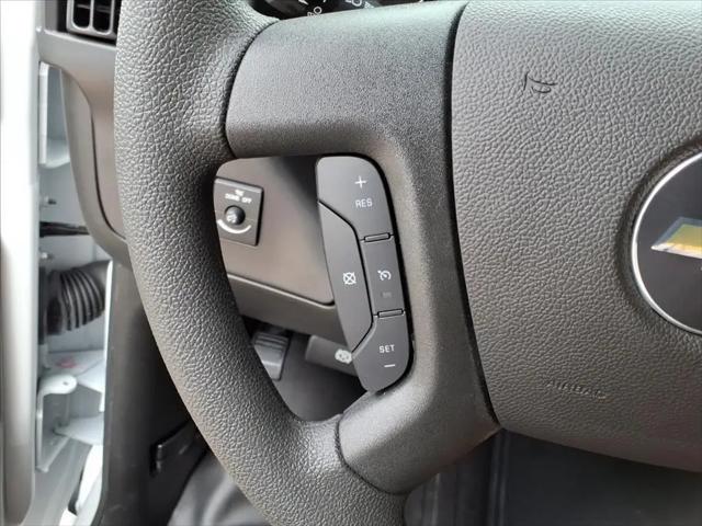 2025 Chevrolet Express Cutaway Work Van