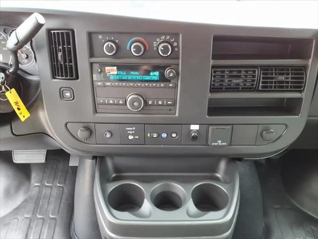 2025 Chevrolet Express Cutaway Work Van