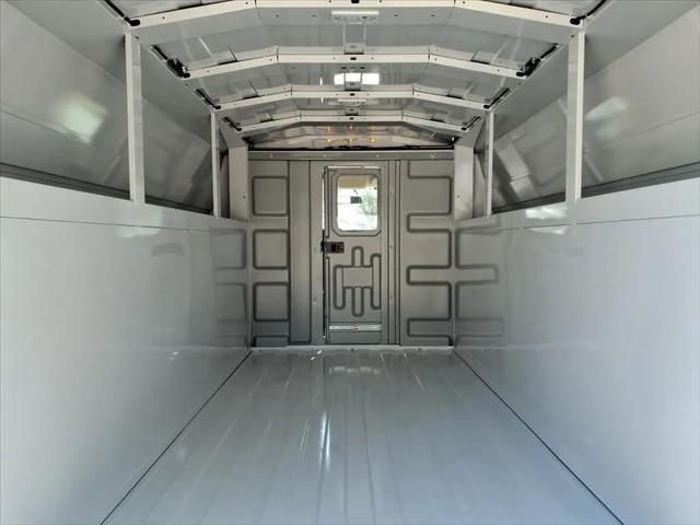 2025 Chevrolet Express Cutaway Work Van
