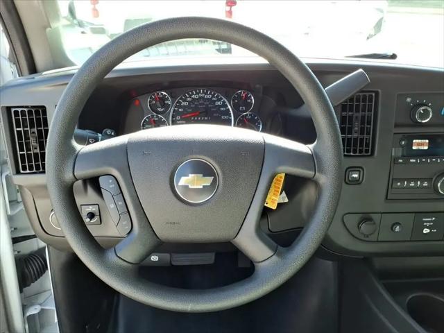 2025 Chevrolet Express Cutaway Work Van