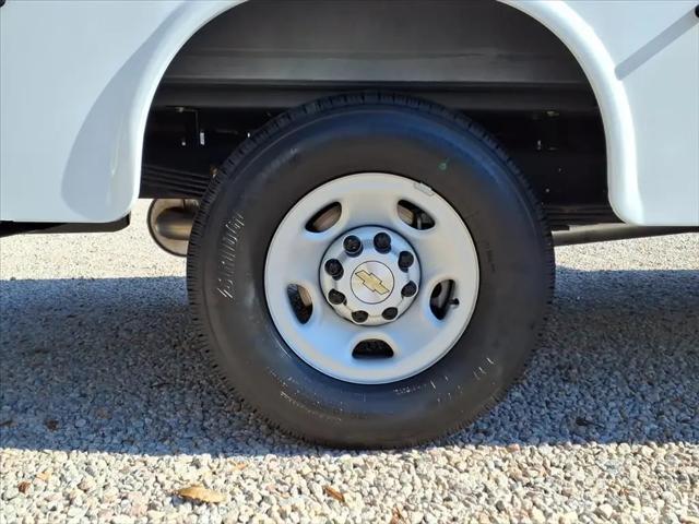 2025 Chevrolet Express Cutaway Work Van
