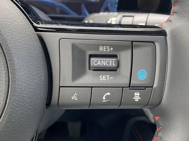 2025 Nissan Kicks SR Intelligent AWD