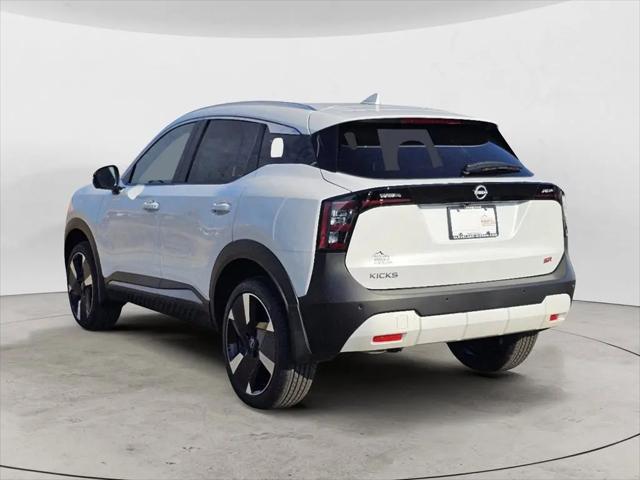 2025 Nissan Kicks SR FWD