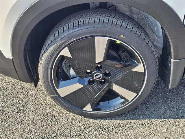 2025 Nissan Kicks SR FWD