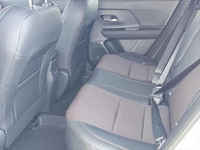 2025 Nissan Kicks SR FWD