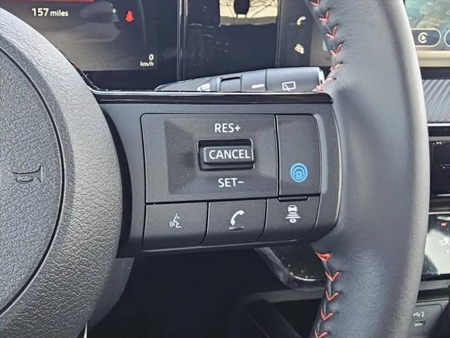 2025 Nissan Kicks SR FWD