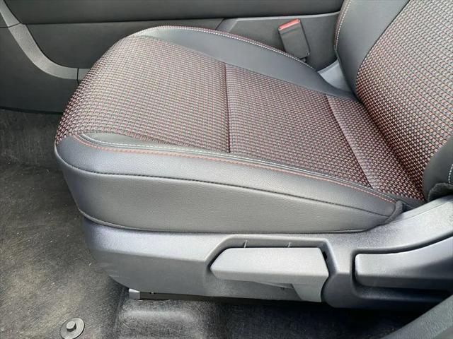 2025 Nissan Kicks SR Intelligent AWD