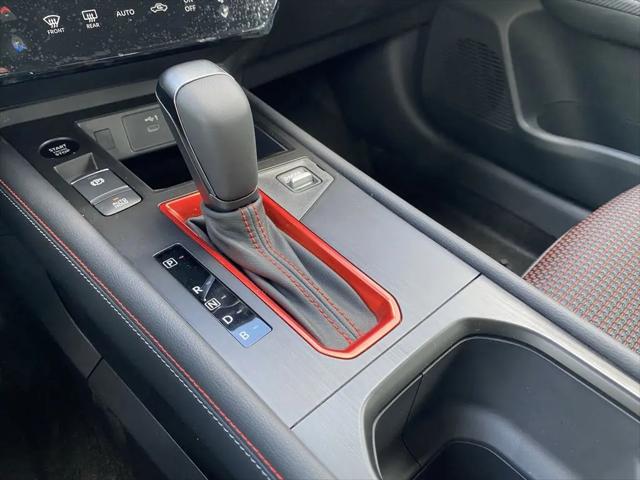 2025 Nissan Kicks SR Intelligent AWD