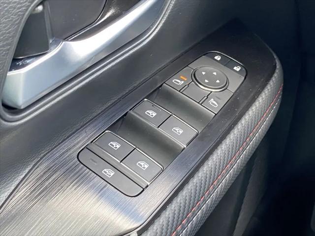 2025 Nissan Kicks SR Intelligent AWD