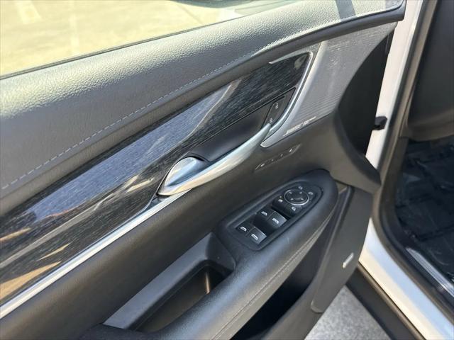 2023 Cadillac XT5 FWD Premium Luxury