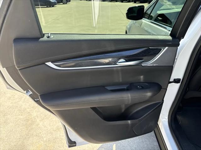 2023 Cadillac XT5 FWD Premium Luxury