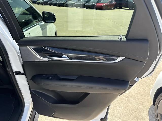 2023 Cadillac XT5 FWD Premium Luxury