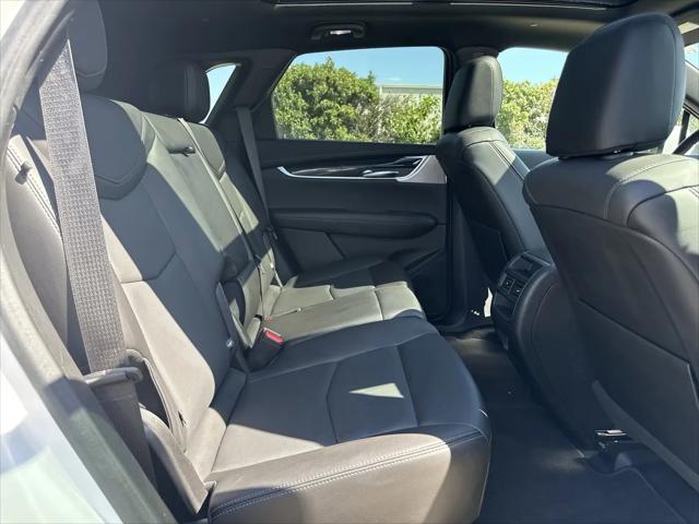 2023 Cadillac XT5 FWD Premium Luxury
