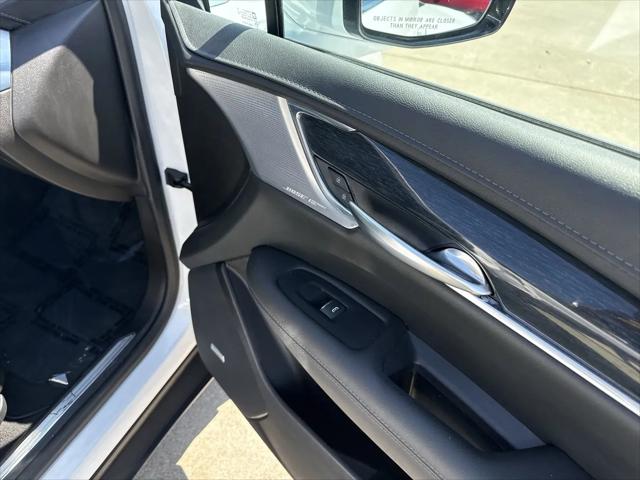 2023 Cadillac XT5 FWD Premium Luxury