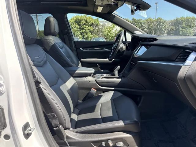 2023 Cadillac XT5 FWD Premium Luxury
