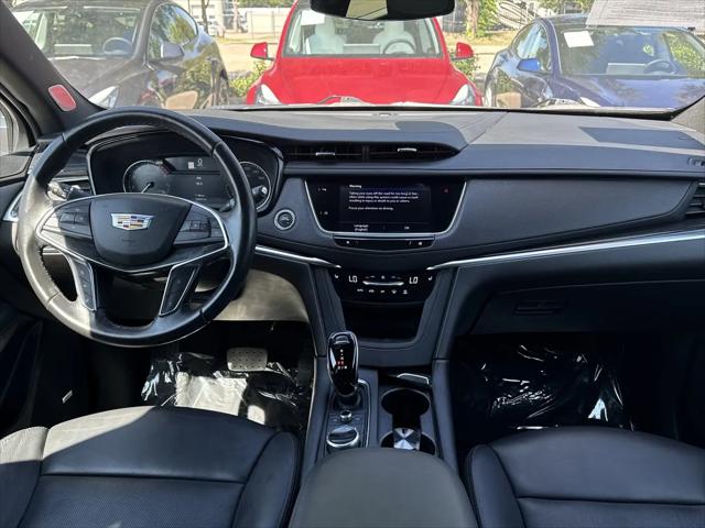 2023 Cadillac XT5 FWD Premium Luxury
