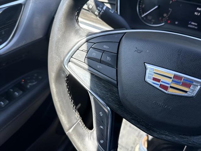 2023 Cadillac XT5 FWD Premium Luxury