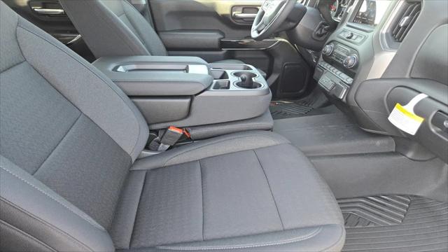 2026 Chevrolet Silverado 1500 4WD Crew Cab Short Bed Custom Trail Boss