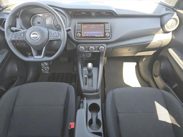 2025 Nissan Kicks S