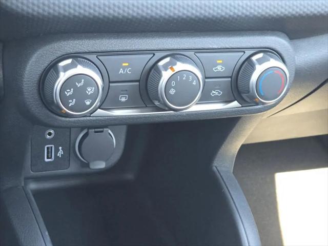 2025 Nissan Kicks S