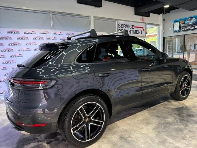 2020 Porsche Macan Base