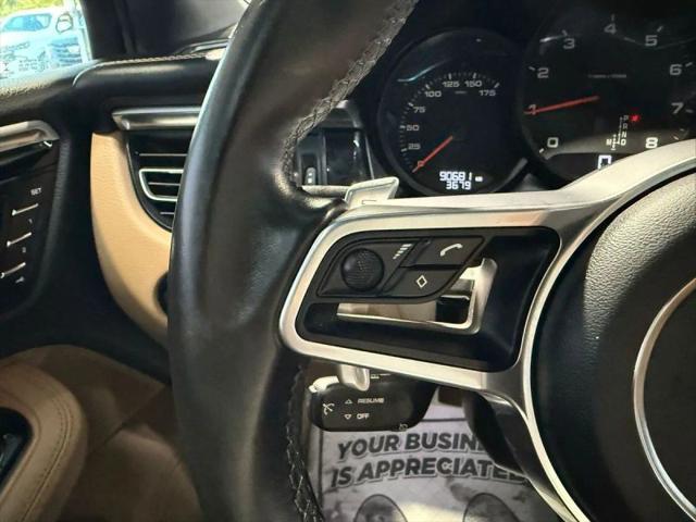 2020 Porsche Macan Base