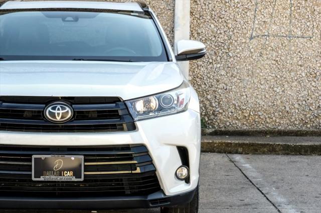 2017 Toyota Highlander SE