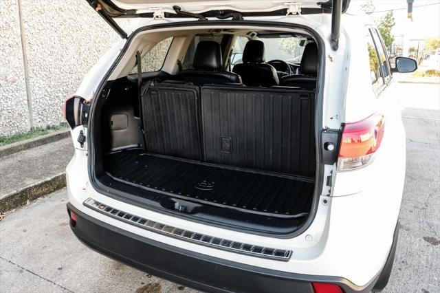 2017 Toyota Highlander SE