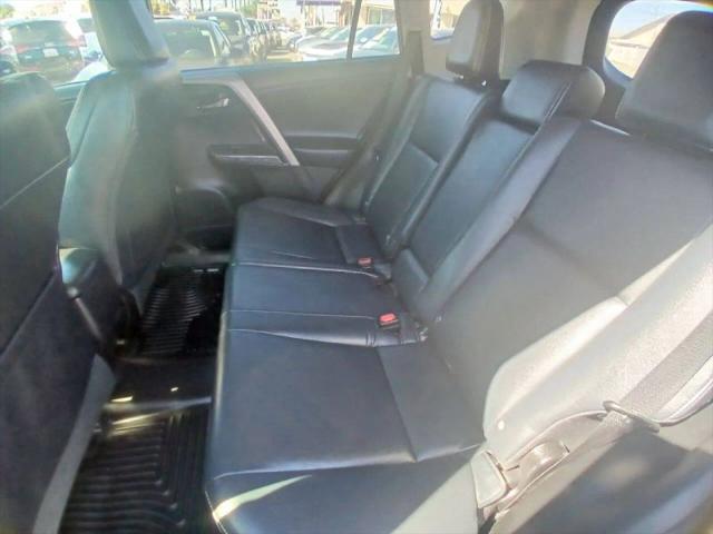 2017 Toyota RAV4 Platinum