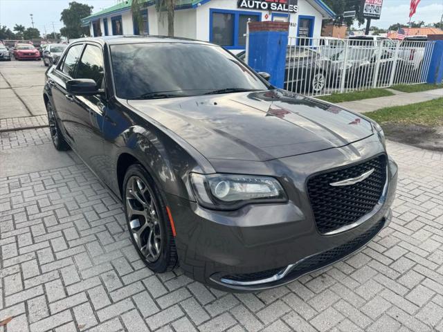 2018 Chrysler 300 Touring