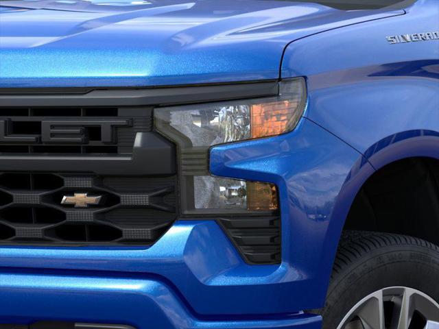 2026 Chevrolet Silverado 1500 4WD Crew Cab Short Bed Custom